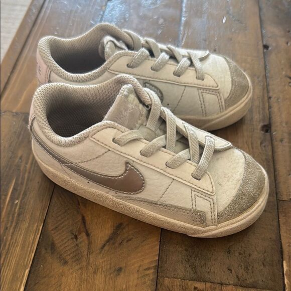 Nike blazer toddler 8C (light pink back detail) - Picture 1 of 5